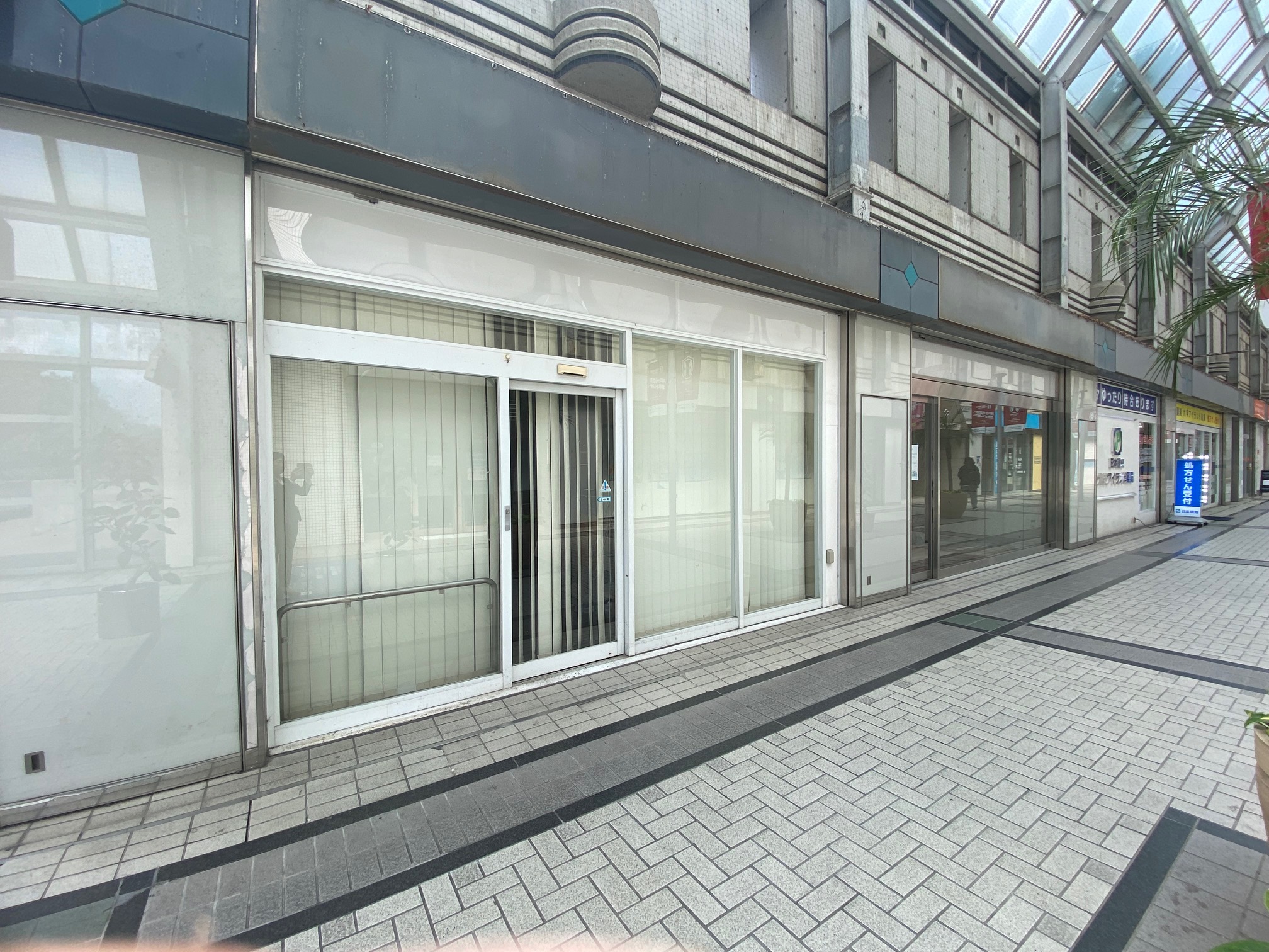 シェラトンスクエア（シティモール南側）